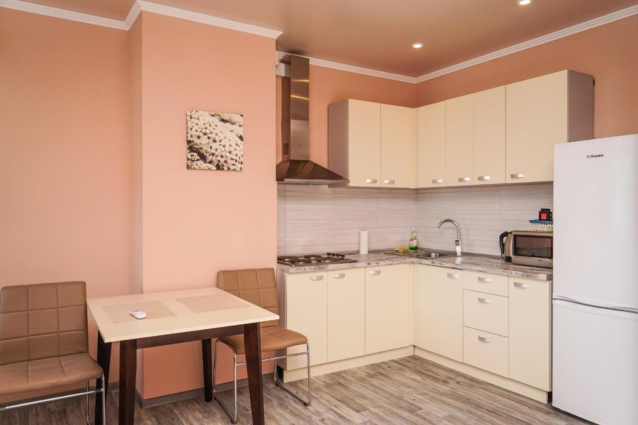 Cozy Apartment In A New Building Close To The Downtown Киев Экстерьер фото