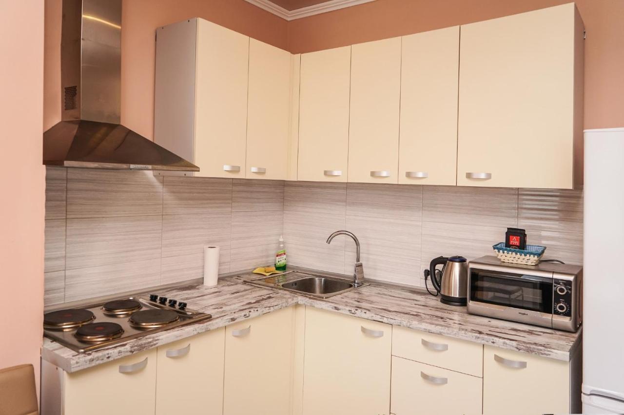 Cozy Apartment In A New Building Close To The Downtown Киев Экстерьер фото